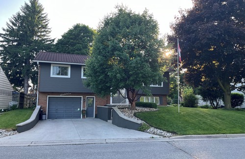 Tillsonburg Apartment | A Generational home that feels like Your home away from home.