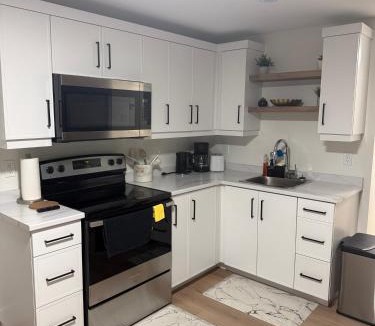 Moncton Apartment | A Traveler's Haven