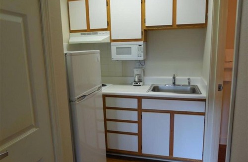 Lexington - Salisbury Hotel | Affordable Suites Lexington