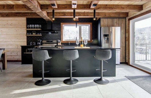 Saint-David-de-Falardeau Ski Chalet | Aigle blanc | Tavata Chalets | Valinouët