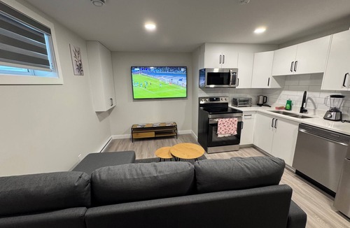 Saskatoon House | Alake Villa
