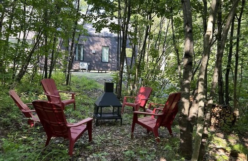 Pont-Rouge Ski Chalet | Alize Cozy Nature Escape with Spa Domaine Grand