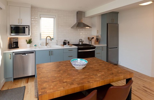 Gold River Cottage | All Season Oceanfront Getaway