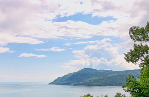Baie-St-Paul Ski Chalet | Alpha-M | Vue sur le fleuve | Spa
