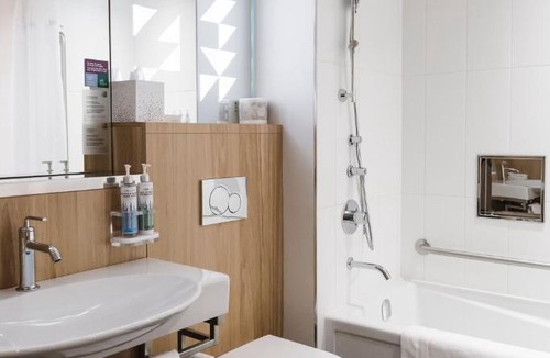 Saskatoon Downtown Hotel | Alt Hotel Saskatoon