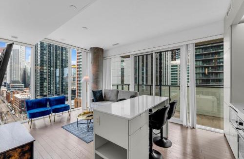 Downtown Toronto Apartment | Altitude Residences