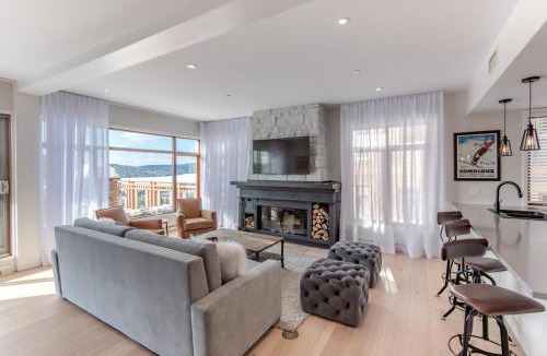Mont-Tremblant House | Altitude Ski-in Out at Resort with Private Hottub