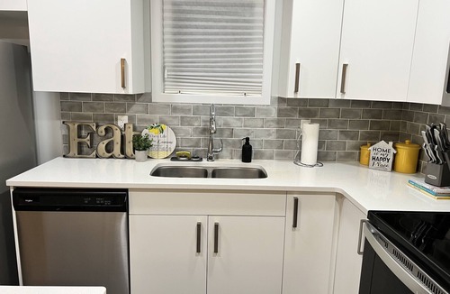 Saskatoon House | Amazing 4Bedroom Single Home - Suitable for Families & Groups