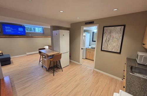 Rossland Apartment | Amazingly convenient central location in Rossland with everything you need!