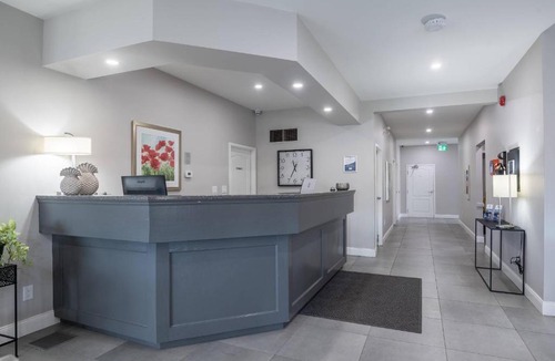Moncton Hotel | Amsterdam Inn & Suites, an Ascend Collection Hotel