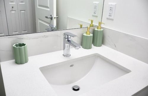 Northwest Calgary Apartment | Apartment In Calgary Near Airport