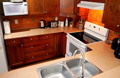 Apex Mountain House | APEX Cozy Copper Creek Townhouse w/Hot Tub on Skating Loop