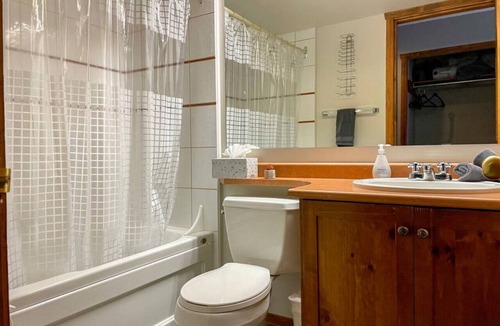 Apex Mountain Cabin | Apex Mountain ~ Cozy Corner ~ Apex Mountain Inn