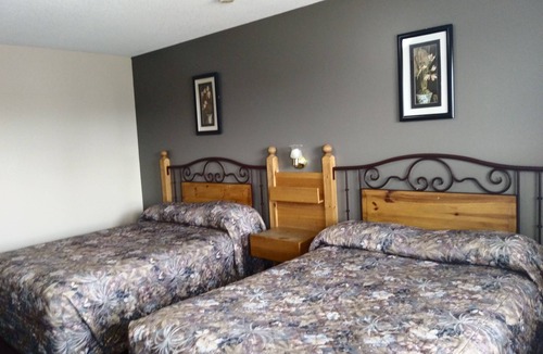 Edson Hotel | Aries Motel