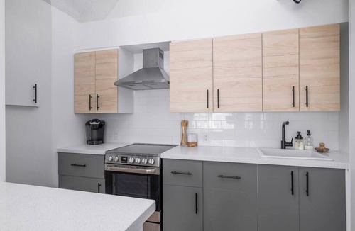 Craigleith Apartment | Arrowhead Retreat | Pool & Shuttle w/Patio