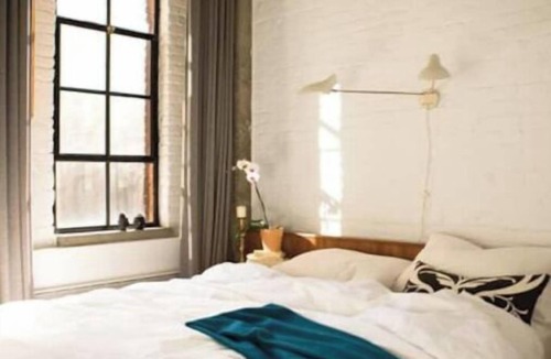Downtown Montreal Apartment | ARTY INDUSTRIAL LOFT