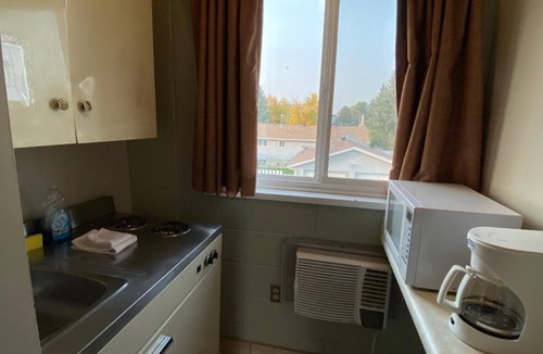 Drayton Valley Hotel | Aspen Motor Inn