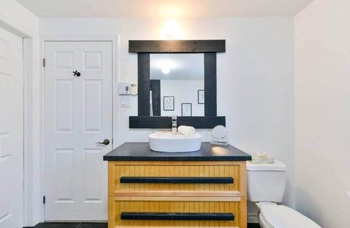 Val-Racine Apartment | Astro 2 – Suite with Two Queen Beds Near Mont-Mégantic