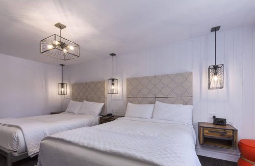 Baie-St-Paul Hotel | Auberge La Muse