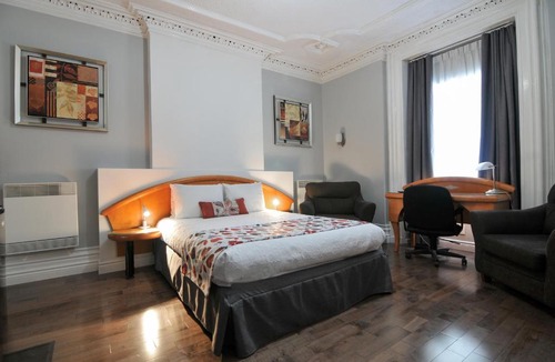 Gay Village Hotel | Auberge Le Pomerol