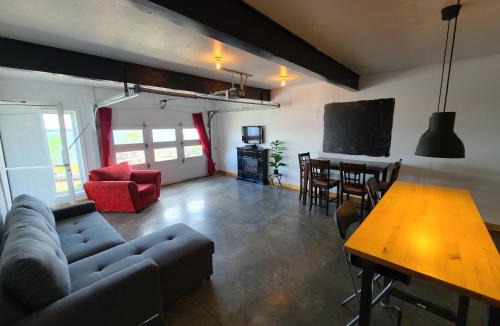 Carleton-sur-Mer Hostel | Aux 4 vents - Auberg'Inn