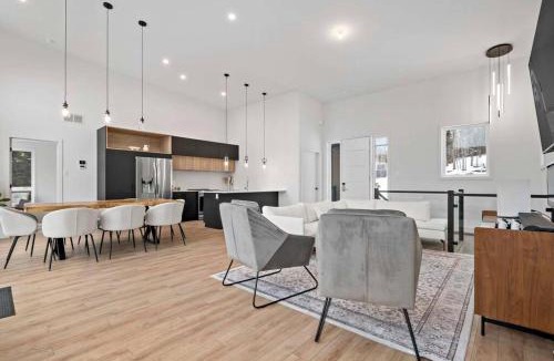 La Conception House | Bélair 05 - Manor J.Khan by Tremblant Platinum
