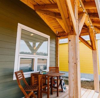 Nordegg House | Baldy- Modern tiny home in historic Nordegg