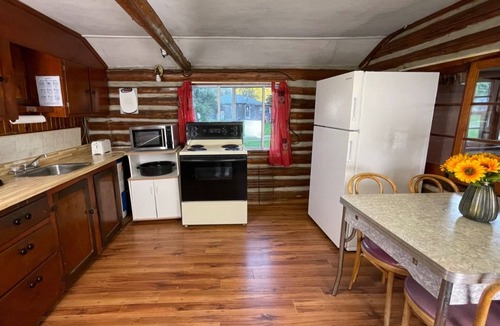 Rosedale Cottage | Balsam Lake Villa Cottages: 2-Bedroom Cottage #6