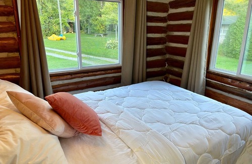 Rosedale Cottage | Balsam Lake Villa Cottages: 2-Bedroom Cottage #6