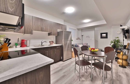 Saskatoon House | Basement Suite in Brighton