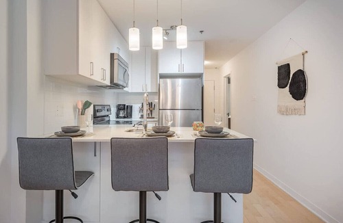 Cite Multimedia Apartment | Basilica- Quaint and Bright