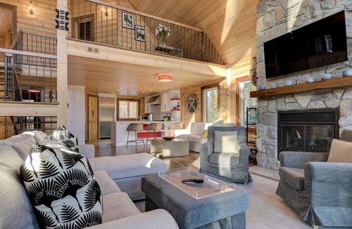 Amherst Ski Chalet | Baycliff Kanata Tremblant (257)