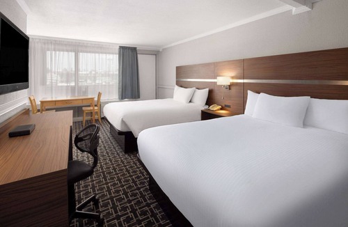 Edson Hotel | Baymont by Wyndham Edson