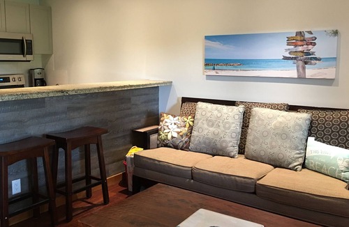 Windermere Condo | Beach and Lakefront Resort , Akiskinook 1 bed.