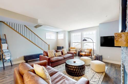 Snow Pine Estates House | Bear Cave- Grizzly Ridge 260A
