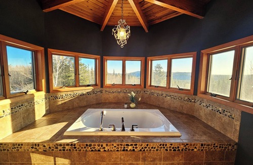 Robbinston House | Bear Mountain Lodge