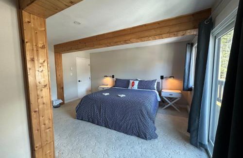Stewart House | Bear Valley Guesthouse