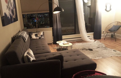 Downtown New Westminster Apartment | Beautiful 1 bedroom with Breathtaking views