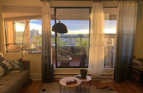 Downtown New Westminster Apartment | Beautiful 1 bedroom with Breathtaking views