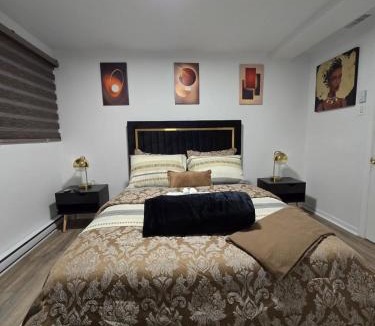 Longueuil Apartment | Beautiful Apartment with Board Games and massage Chair to Close to Downtown