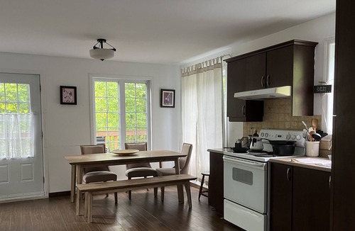 Sutton Ski Chalet | Beautiful Chalet in Sutton - 2 min from town