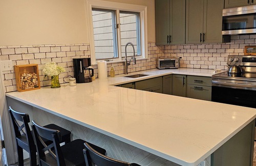 Carroll Condo | Beautiful condo close to everything with brand new game room.