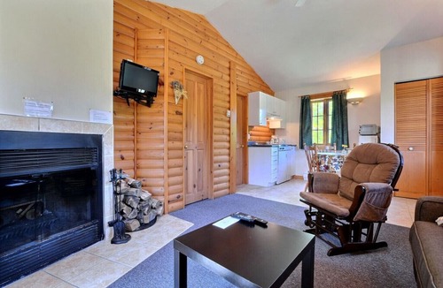 Val David Villa | Beautiful cottage in Val-David - Log house #1