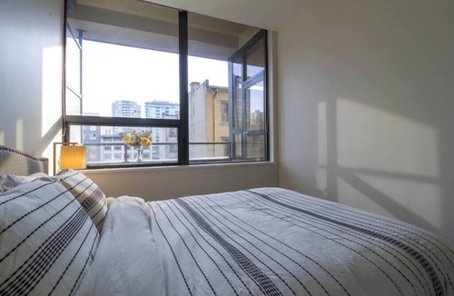 Downtown Vancouver Apartment | Beautiful Downtown Unit