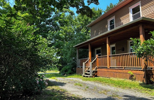 Compton House | Beautiful Farm House with Character & Charm