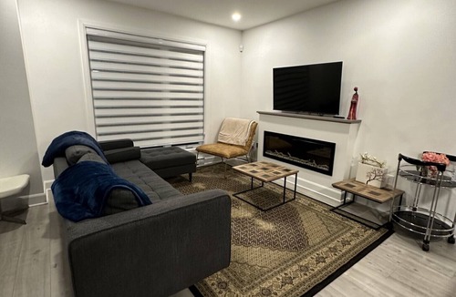 Mont-Tremblant Cottage | Beautiful House in mont tremblant,ski hills, You will feel like you’re at home.