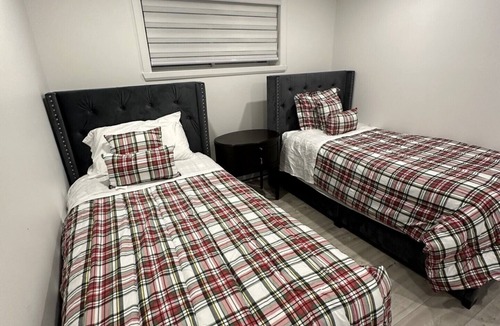 Mont-Tremblant Cottage | Beautiful House in mont tremblant,ski hills, You will feel like you’re at home.