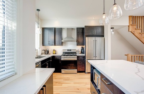 Nipissing Ridge Ski Chalet | Beautiful Mountain Getaway! Next to the best hiking, biking, swimming & sailing