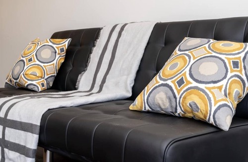 Beltline Apartment | Beautiful one (1) bedroom Apartment Downtown Calgary