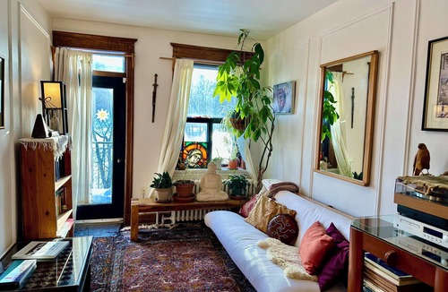 Plateau Mont Royal Apartment | Beautiful & sunny 1Bd apartment facing the mountain 2.5-month sublet